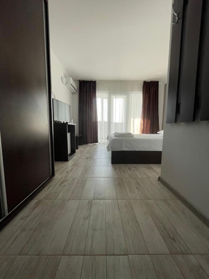 Studio 21 Apartment เอโฟริเอนอร์ด ภายนอก รูปภาพ