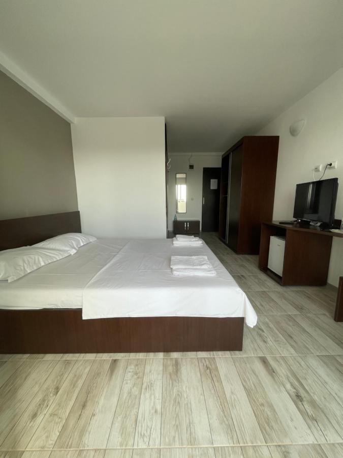 Studio 21 Apartment เอโฟริเอนอร์ด ภายนอก รูปภาพ